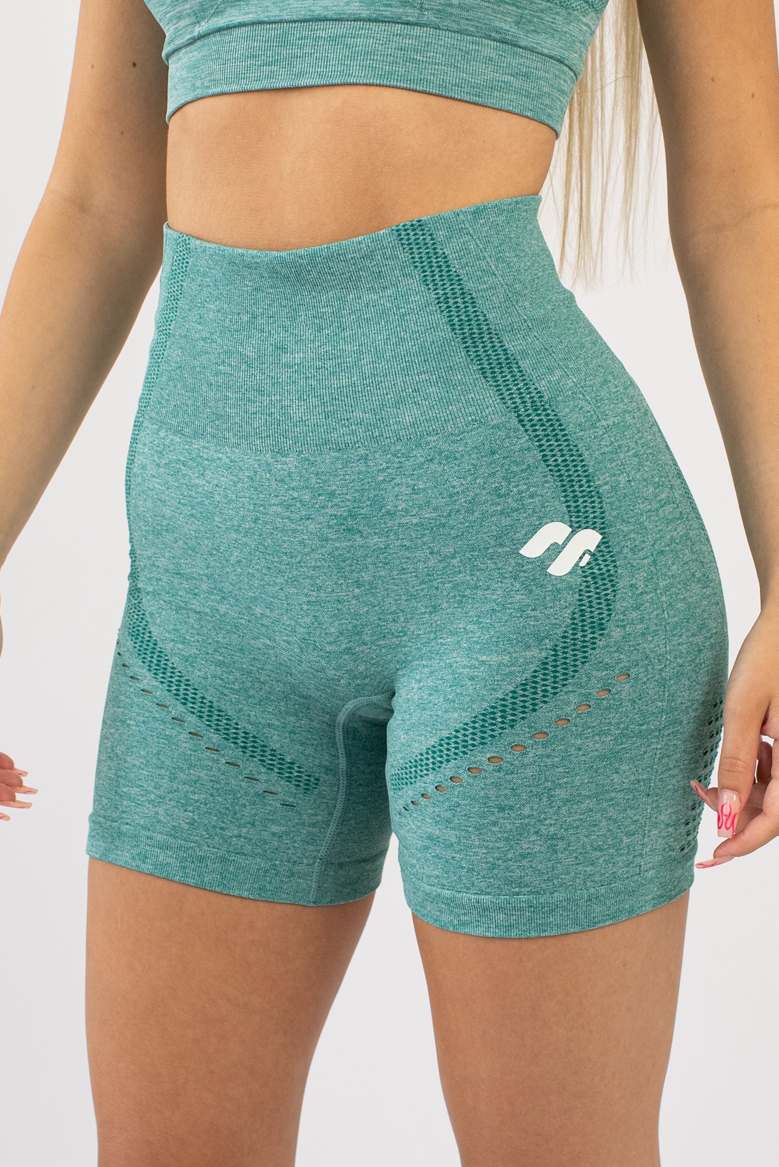 AirFlex Seamless Shorts - Green, Ladies Fitness Shorts